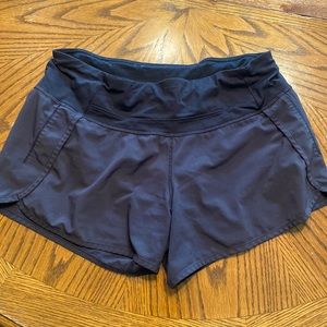 Lululemon size 6 shorts